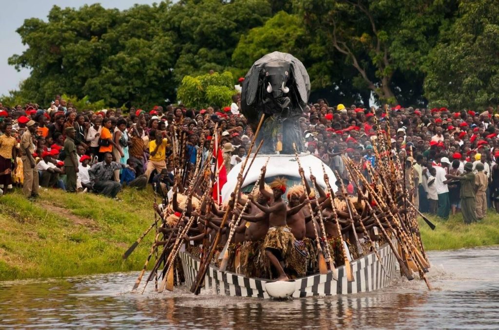 Kuomboka ceremony, Western Province